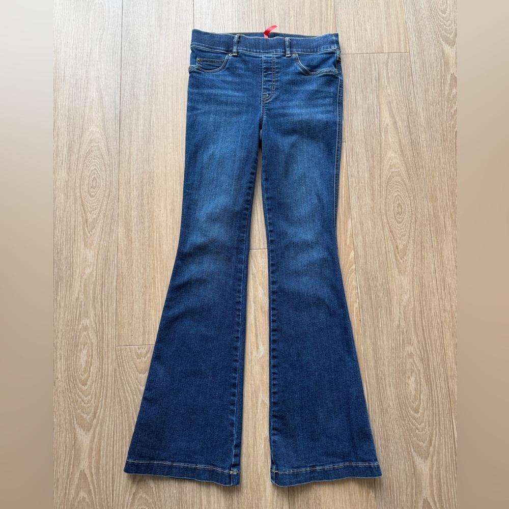 Spanx pull on Flared Women's Jeans